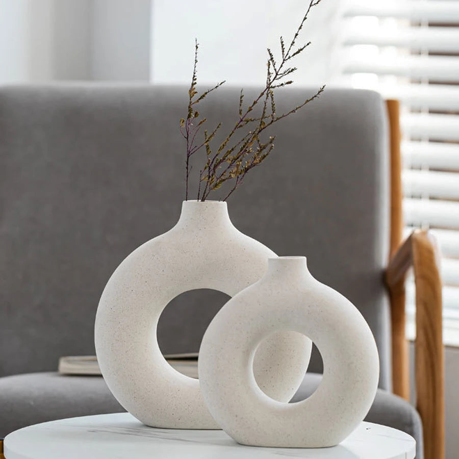 Minimalist Ceramic Vase – Simple Home Décor